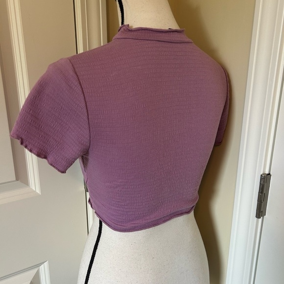 Shinestar Mauve Ruffle Sleeve high neck short sleeve Crop Top - Picture 2 of 3